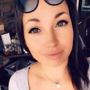 Meet your Posher, Caroleann